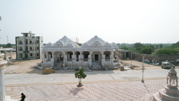 श्री राजेन्द्रसूरि गुरु मन्दिर निर्माणाधीन